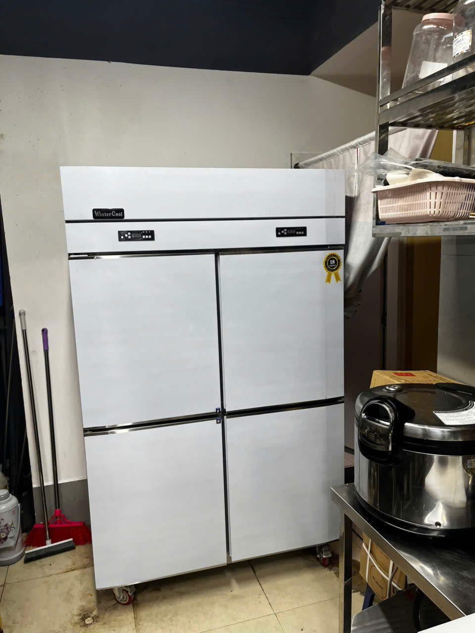 Tủ đông 4 cánh WinterCool - Quạt Gió - Ảnh 3