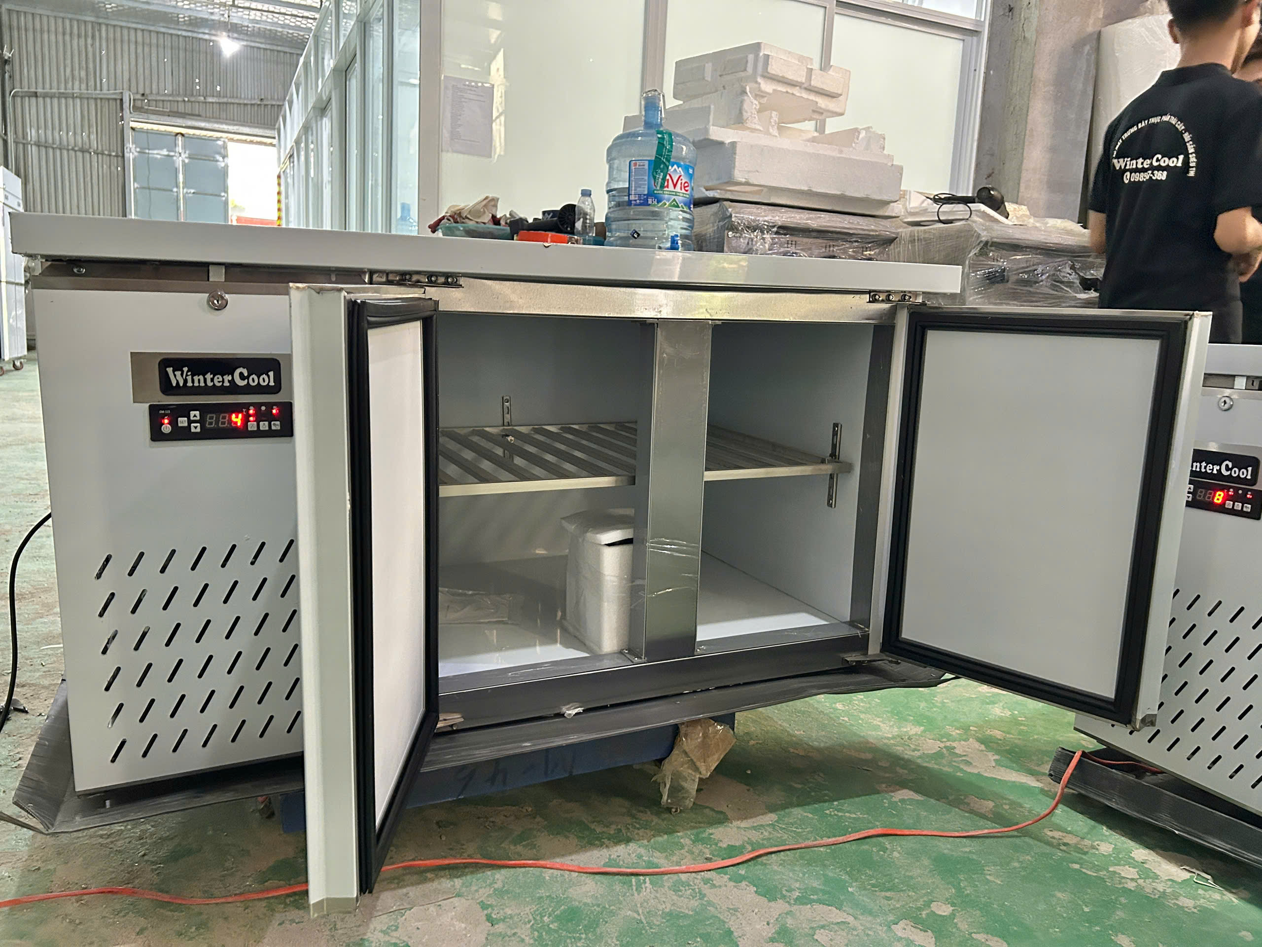 Tủ mát bàn chặt 1m2 WinterCool - Quạt gió - Ảnh 4